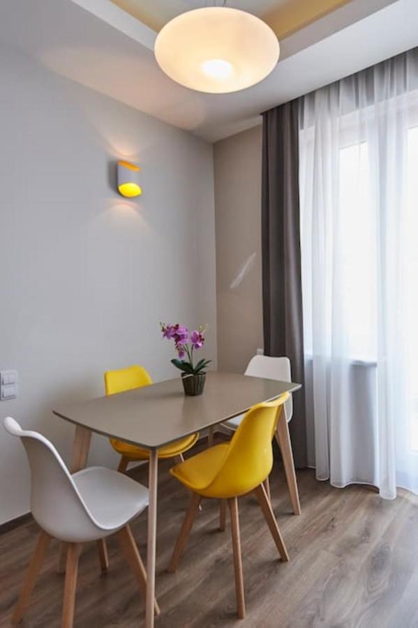 Orangehomes Fantastic 3 Bedrooms Apartment Dohany Street 부다페스트 외부 사진