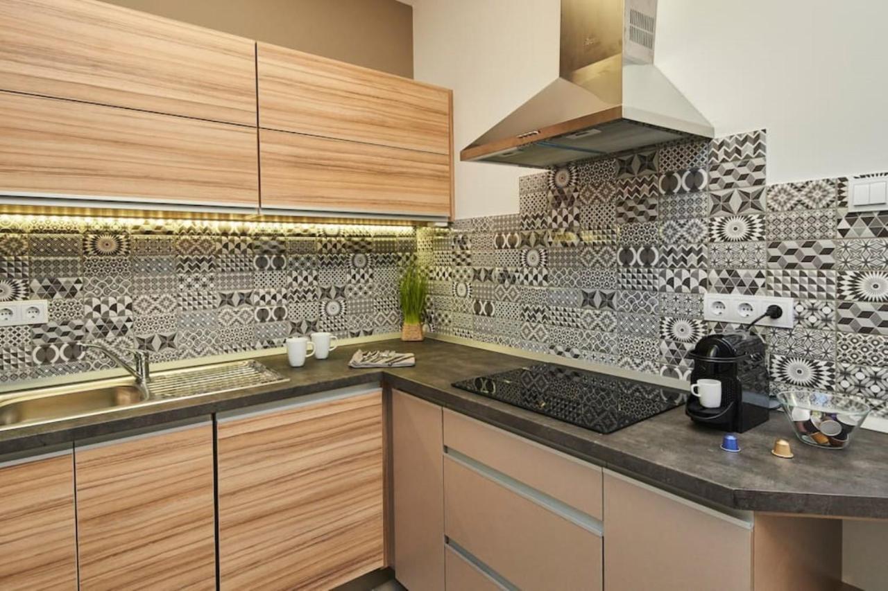 Orangehomes Fantastic 3 Bedrooms Apartment Dohany Street 부다페스트 외부 사진